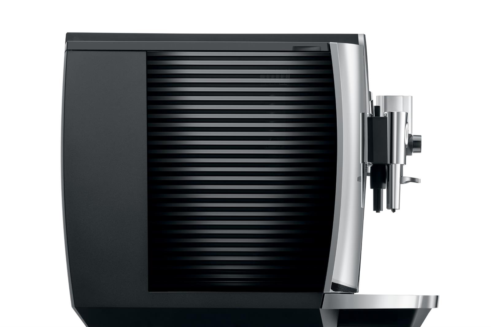 JURA E8 Chrom Kaffeevollautomat mit Farbdisplay und verchromter Tassenplattform